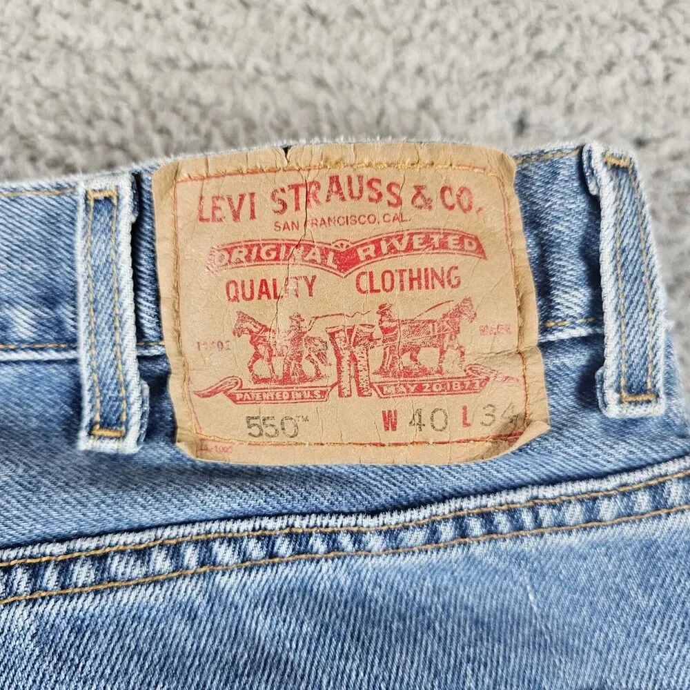 Vintage Levis 550 Jeans Mens 37x32* Blue Denim Relaxed Tapered Y2K Casual Skater